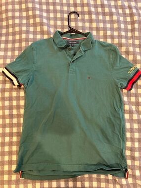 Tommy Hilfiger Men's Polo with Contrast Cuffs - Green